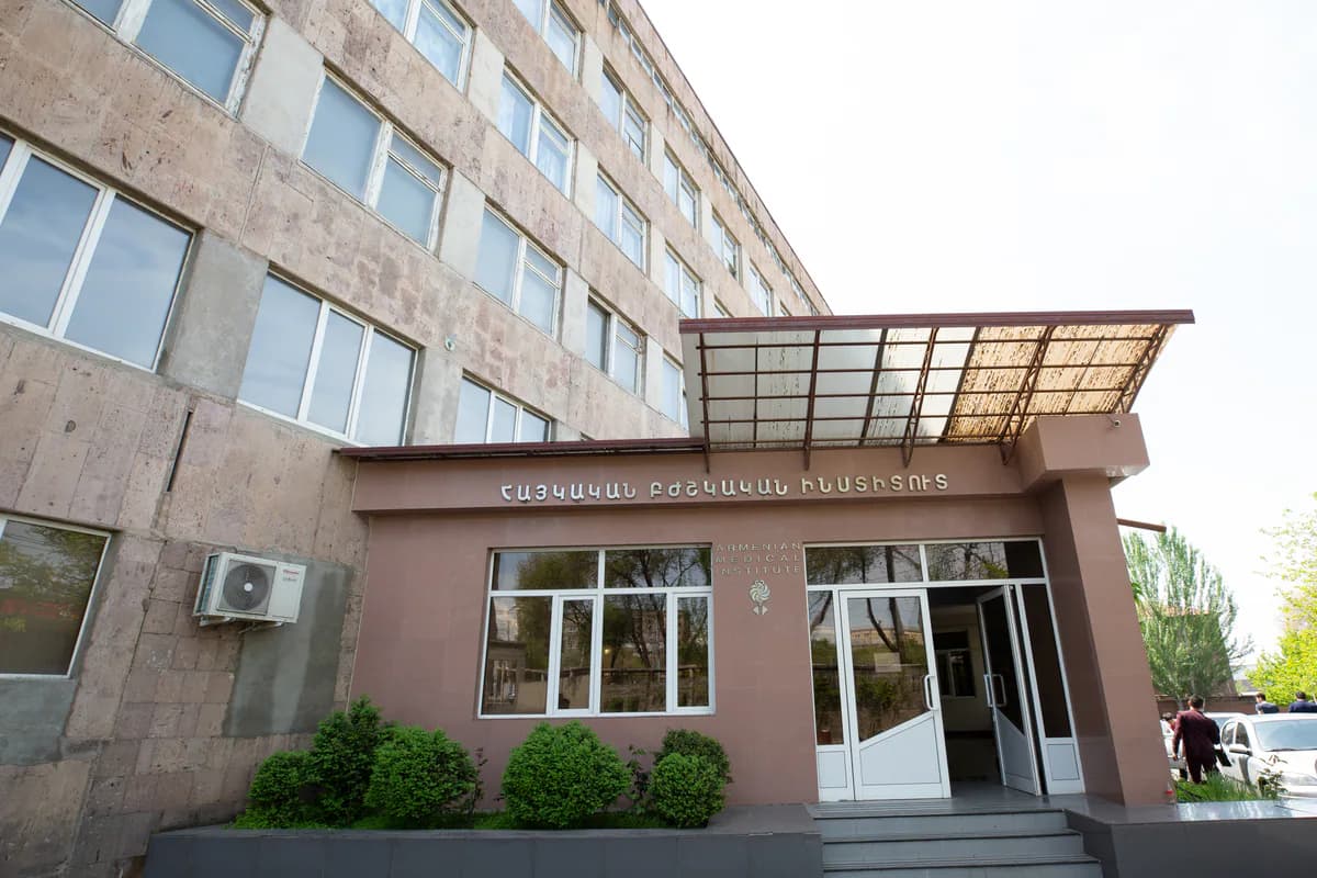 Students at the Armenian Medical Institute